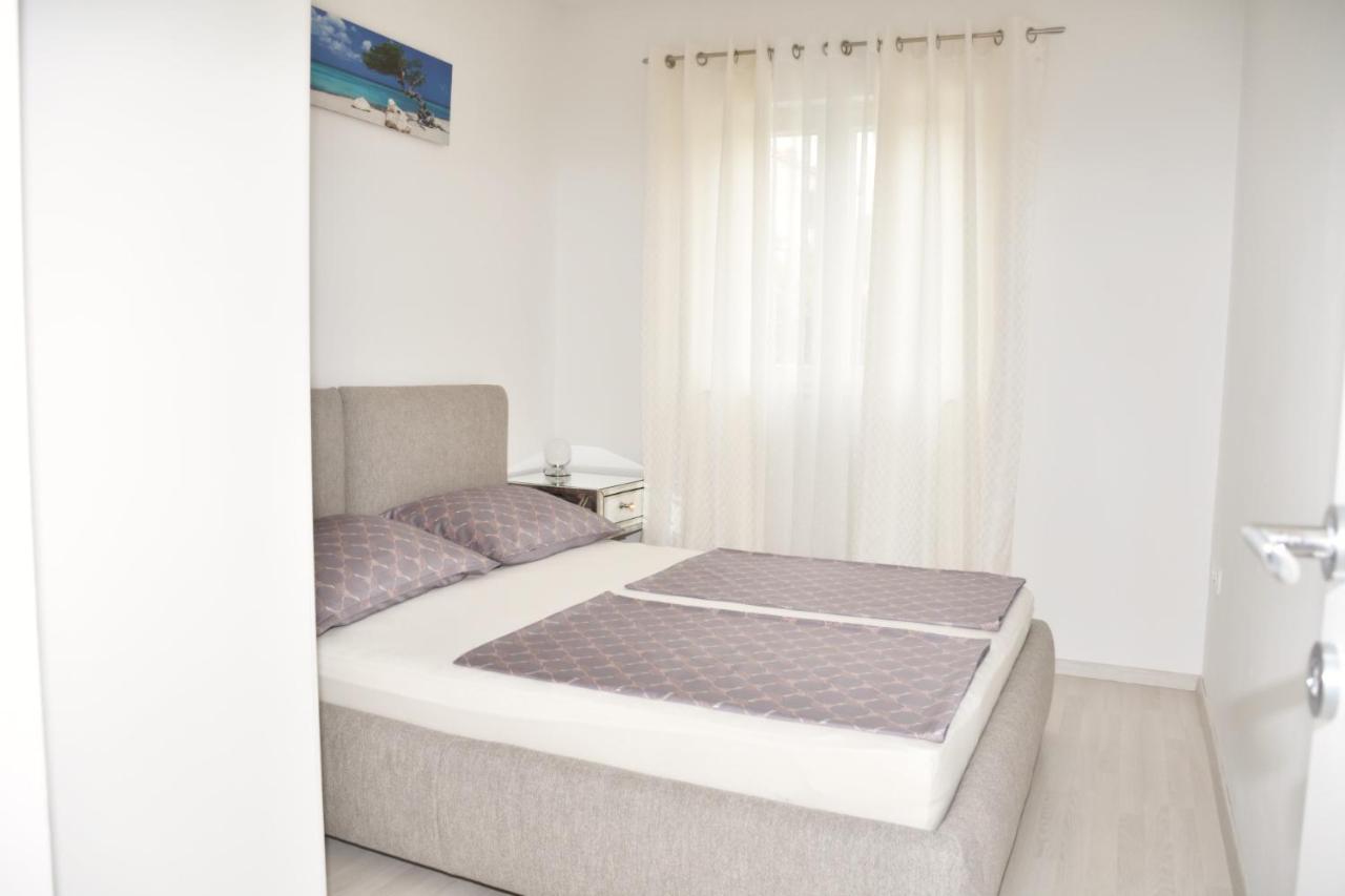 Apartment Josip 2 Tribalj Esterno foto